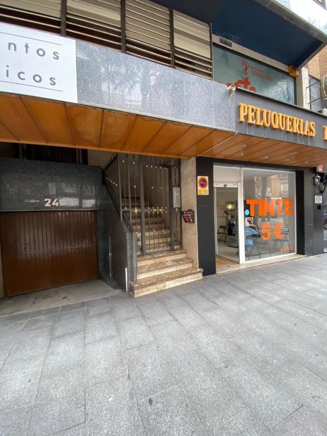 Pension El Dorado อาลิกันเต ภายนอก รูปภาพ